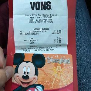 Disney Ticket 2 Days 2 Parks